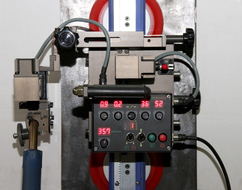 СТН-01К, Самоходная тележка (каретка)